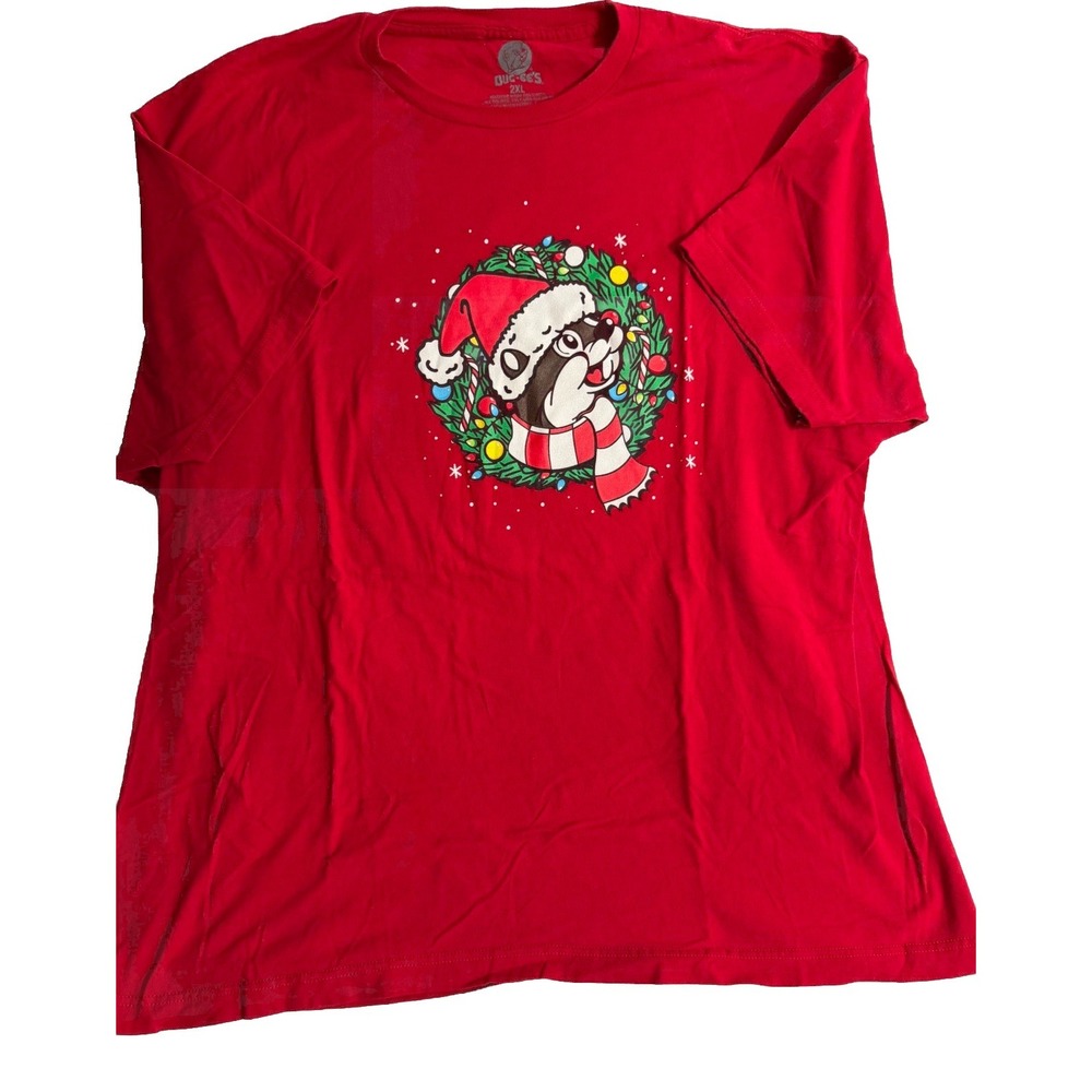 Buc-ee's Red Graphic Christmas Wreath "Never Calm Always Bright) TShirt Size 2XL